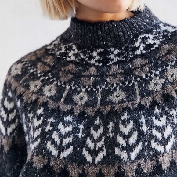 Urban Outfitters Kimchi Blue Up North Sweater - Picture 2 of 4