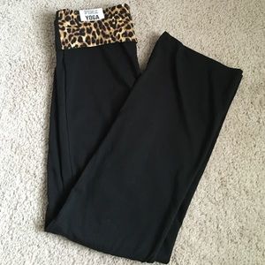 NWT Bootcut cheetah print VS yoga pants