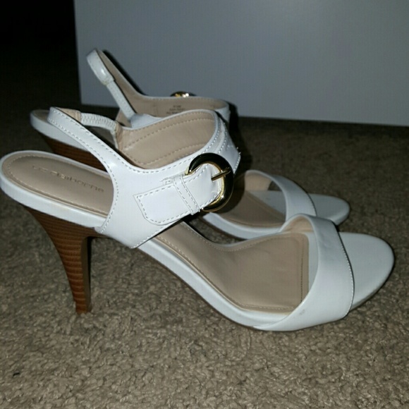 Liz Claiborne white heels