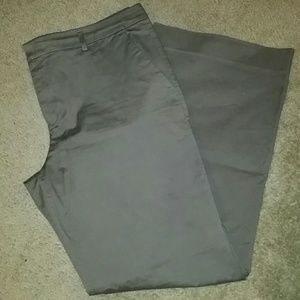 Gap khakis