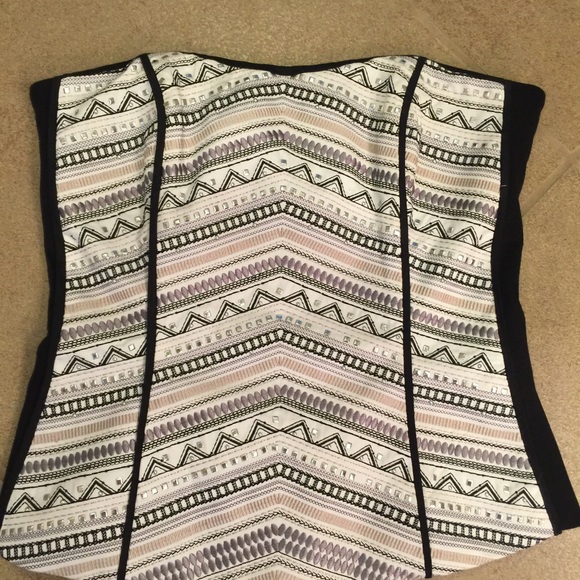 White House Black Market -never worn