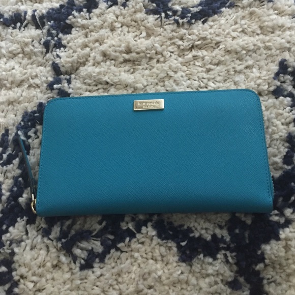Authentic Kate Spade Cedar Lacey Wallet