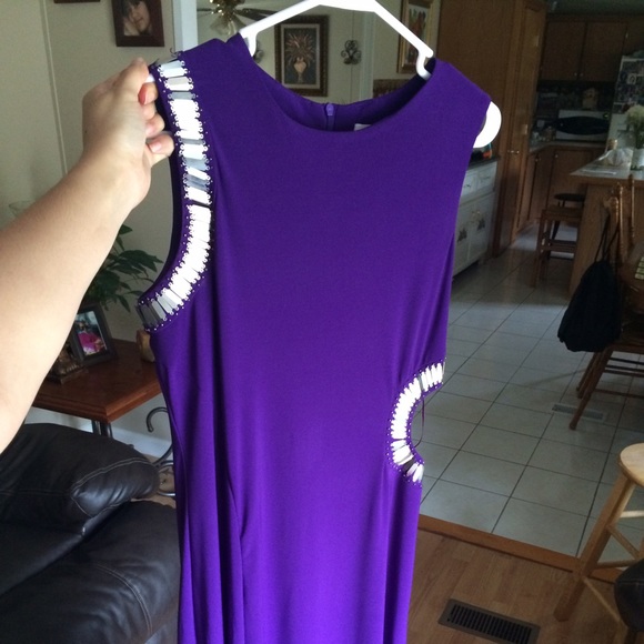 Beautiful and elegant special occasion dress!