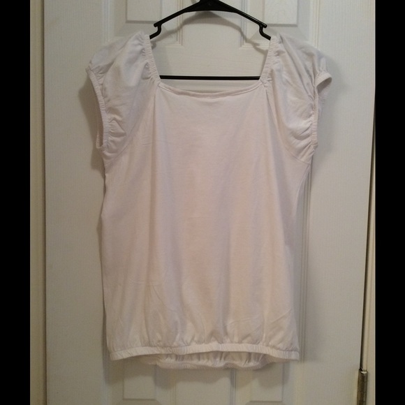 Top - Picture 2 of 2