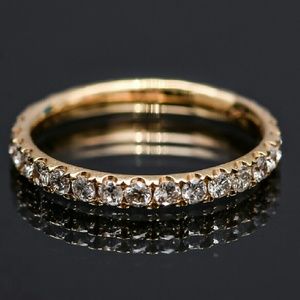 0.80 cwt round cut diamond in 18k yellow gold ring