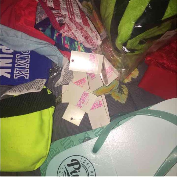 VS Bundle NWT - Picture 2 of 4