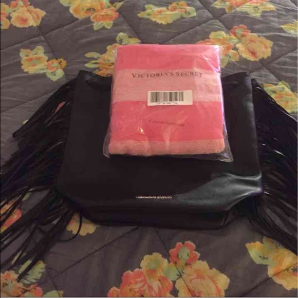 Vs Bundle NWT (read description) - Picture 3 of 3