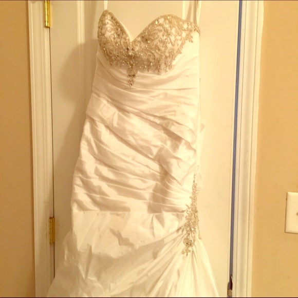 Beautiful David Bridal Wedding Dress