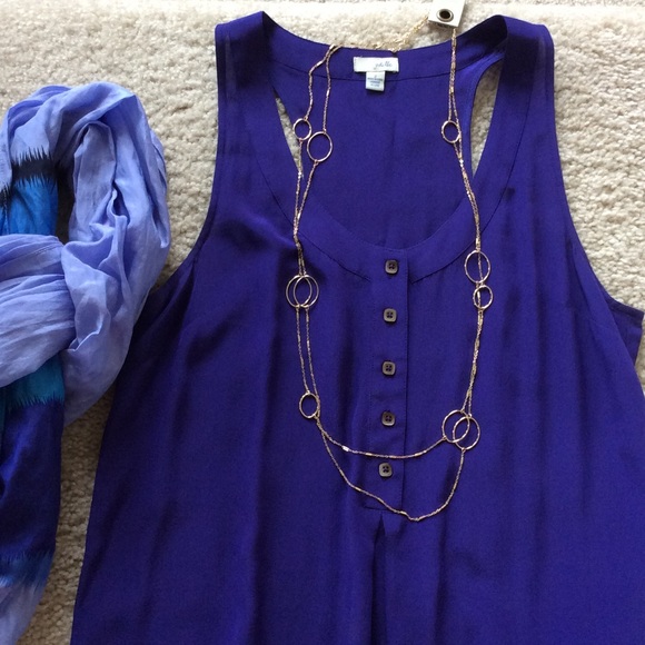 🚫BUNDLED🚫{Anthropologie} Odille silk tank - Picture 2 of 4