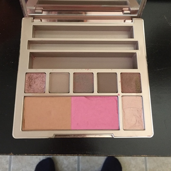 Naked on the Run Palette