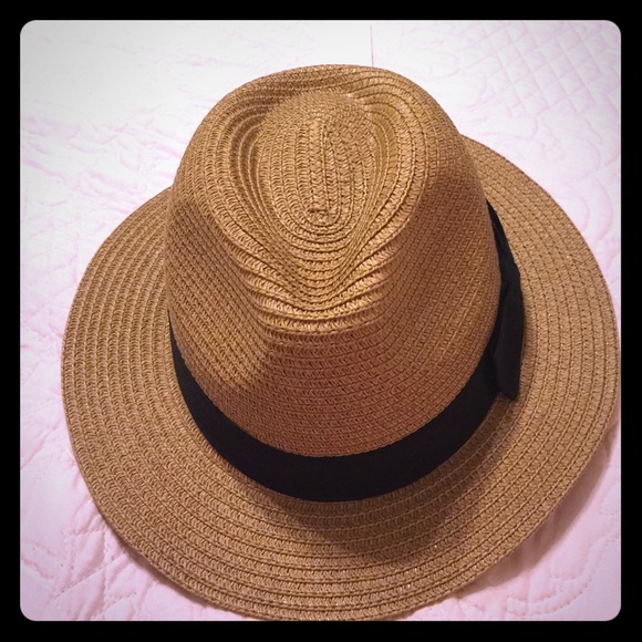 Beach sun hat