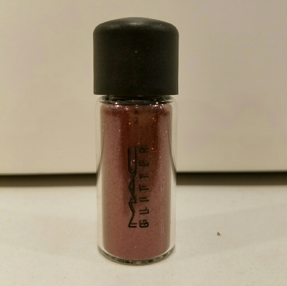 MAC Glitter | Reflects Blackened Red