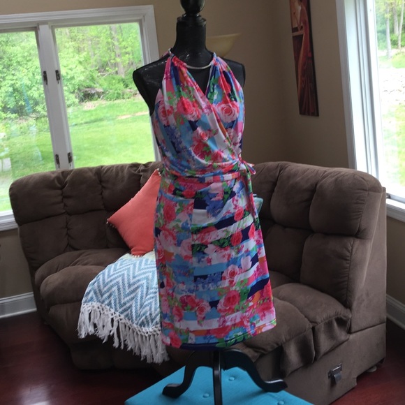 NWOT Beautiful Spring multicolor dress