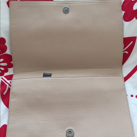 NWT Express Blush Pink Clutch with Jewels - Picture 3 of 4