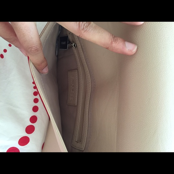 NWT Express Blush Pink Clutch with Jewels - Picture 4 of 4