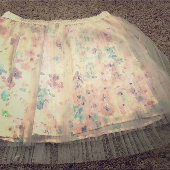 LC Lauren Conrad Dresses & Skirts - LC Lauren Conrad Pleaded Mini Skirt size Large