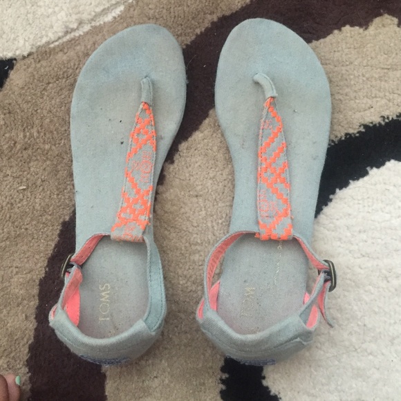 TOMS sandals