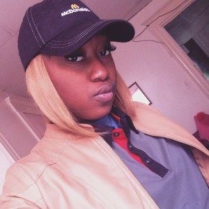 Meet your Posher, Myrah