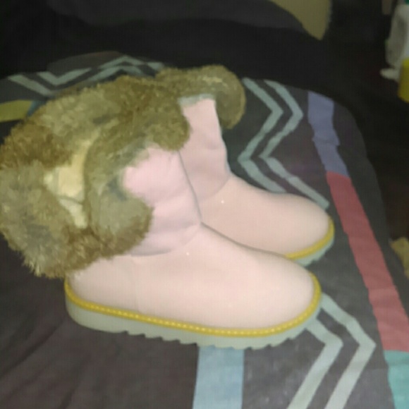 Pink Glitter winter boots.