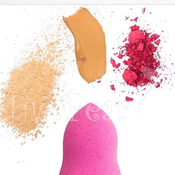 TRY THESE! Free Gift!💯Mint Pear Blending Sponge! - Picture 2 of 4