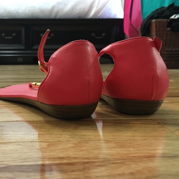 Pink sandals - Picture 2 of 3