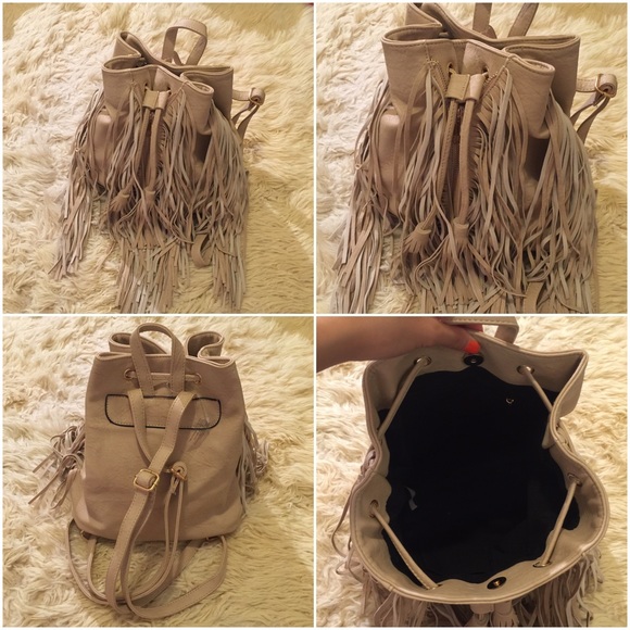🚫Sold🚫🌵Hang Tight Fringe Backpack - Beige - Picture 2 of 4