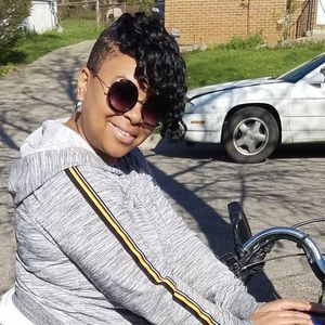 Meet your Posher, Sonya