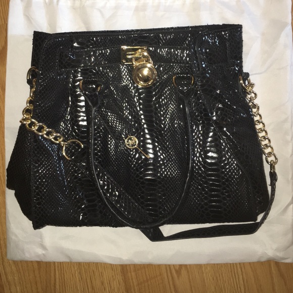 Michael Kors Snake Skin Pocketbook