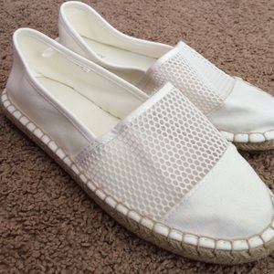 Old Navy White Espadrilles sz 6