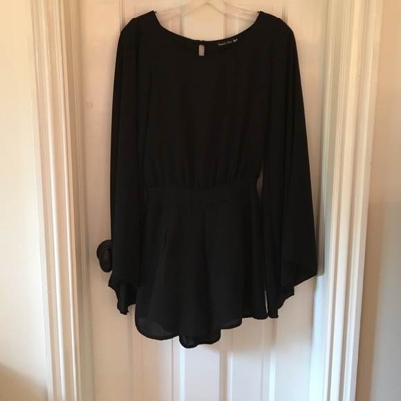 Bell sleeved romper
