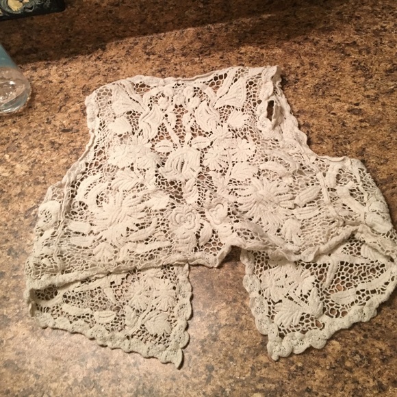 Vest - Picture 2 of 2