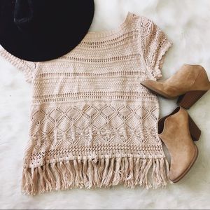 Knit pattern shirt