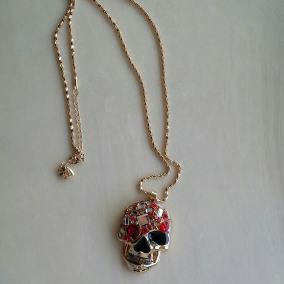 Skull Necklace