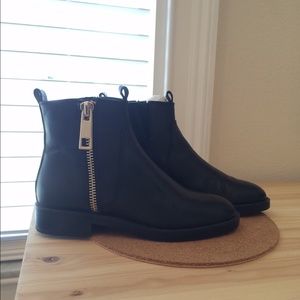 Zara Basic Leather Ankle Boots