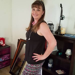 Meet your Posher, Angela