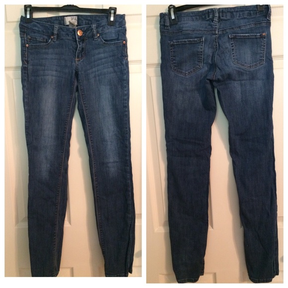 Garage size 1 blue wash jeans