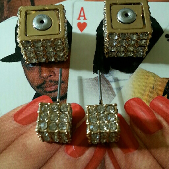 Earrings. Two Post Crystal Paved ! - Picture 4 of 4