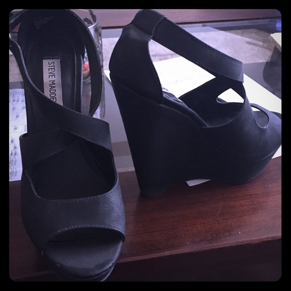 Steve Madden wedges