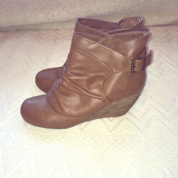 ALDO Shoes - ✨ ALDO Short Brown Booties ✨