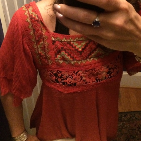 Free people top with loose blouse sleeves