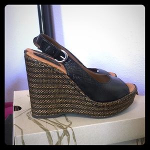 B.O.C. (Born Concept) McGill Wedge, Size 8