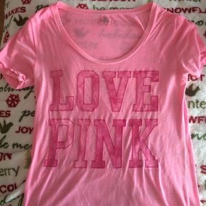 Large pink tee