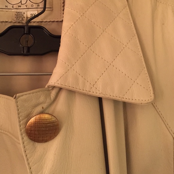 Genuine Leather Skirt Set - Picture 3 of 4