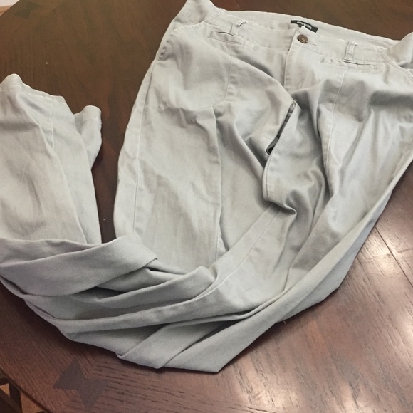 Metro style gray pants