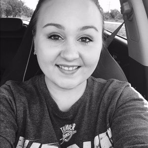 Meet your Posher, Amber