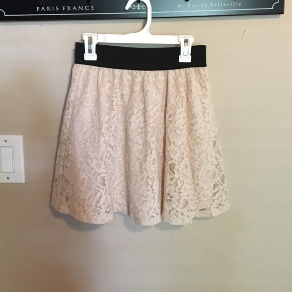 High waisted skirt