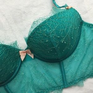 VS eyelash lace longline push up bra