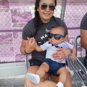 Meet your Posher, Alejandra