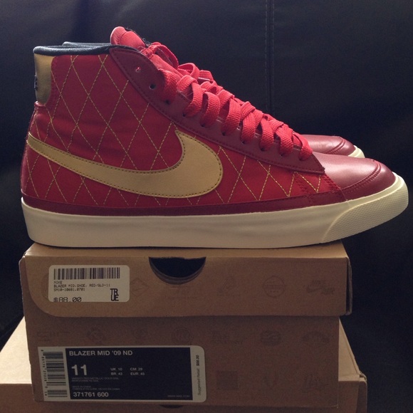 Nike blazer mid