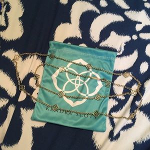 Kendra Scott necklace